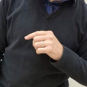 Anillo de plata artesanal pulido
